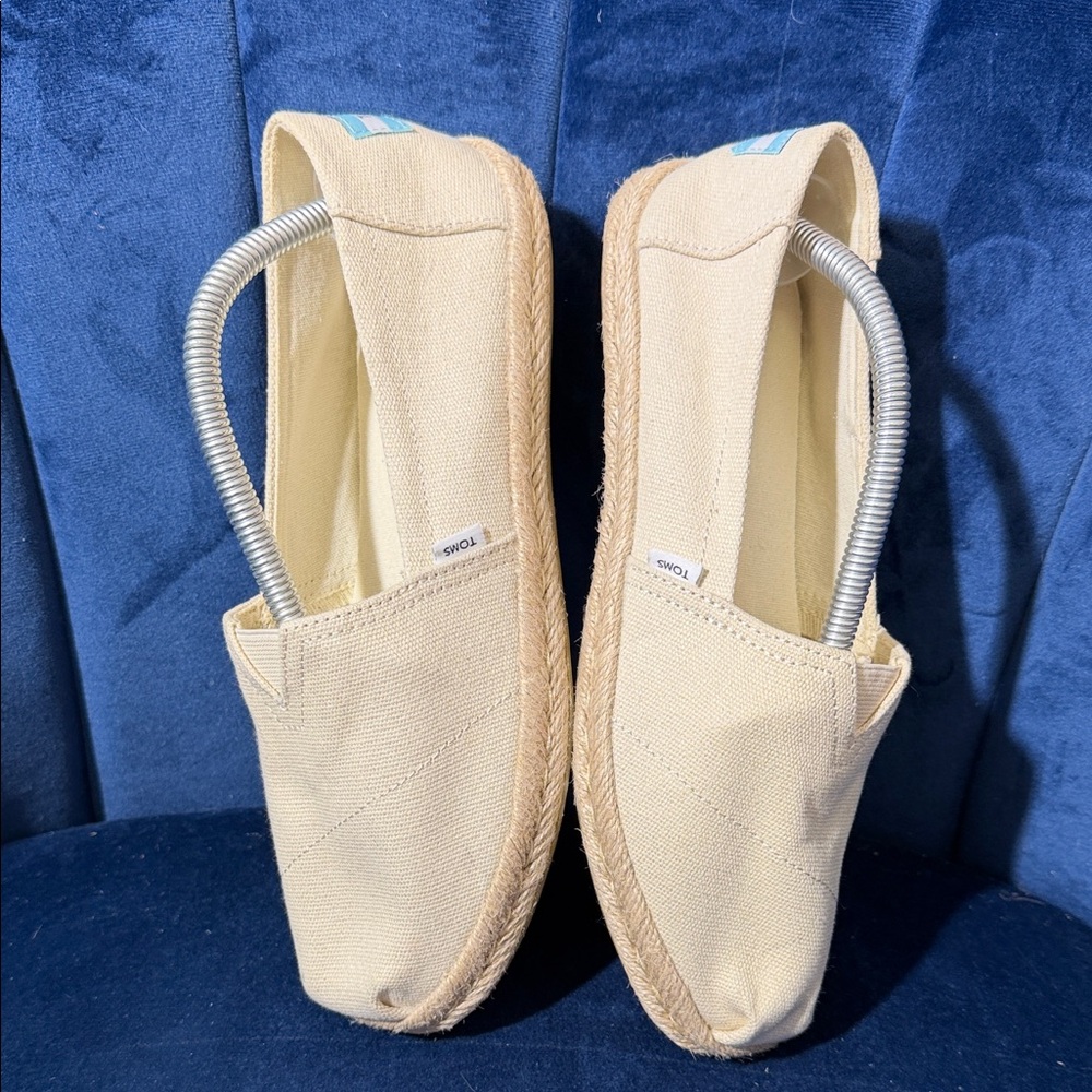 Toms Natural Canvas Women’s Slip-On Shoes Size 6.5 - Picture 6 of 7
